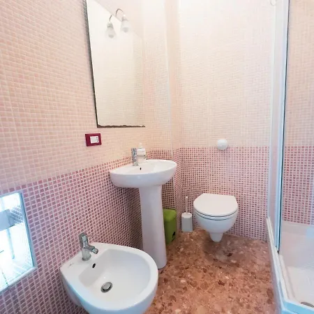 Azzurramare, Centralissimo Appartement *